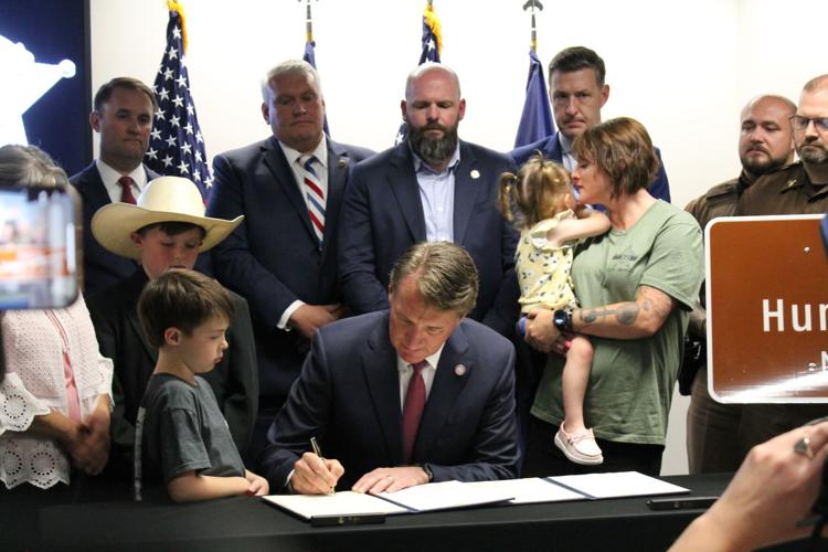 061425-smy-news-main-BridgeDedication-p1