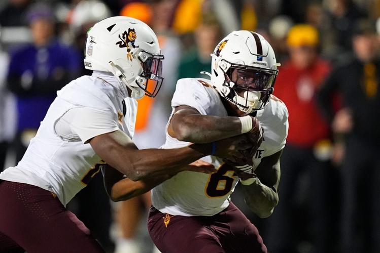 081926-lna-sports-lufootball-p2
