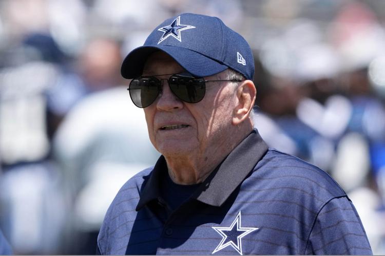 Jul 27, 2025; Oxnard, CA, USA; Dallas Cowboys owner Jerry Jones at training camp at the River Ridge Fields. Mandatory Credit: Kirby Lee-Imagn Images