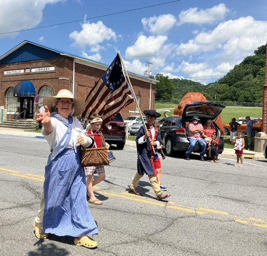 070826-smy-news-SaltvilleFourth-p1.JPEG