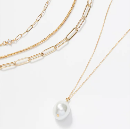 pearl necklace