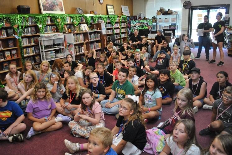 090926-smy-news-SummerReading-p3.jpg