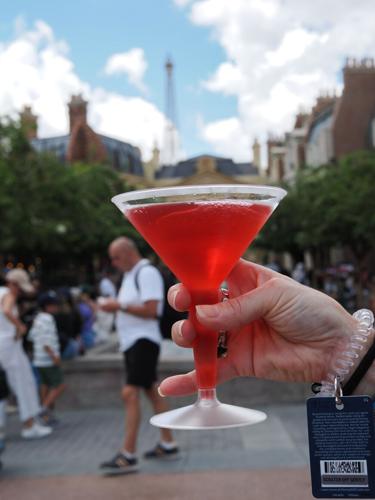 "Sex in the City" vibes, Parisian-style: a chilled French Cosmo in France.