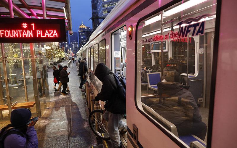 PROSPECTUS METRO RAIL GEE