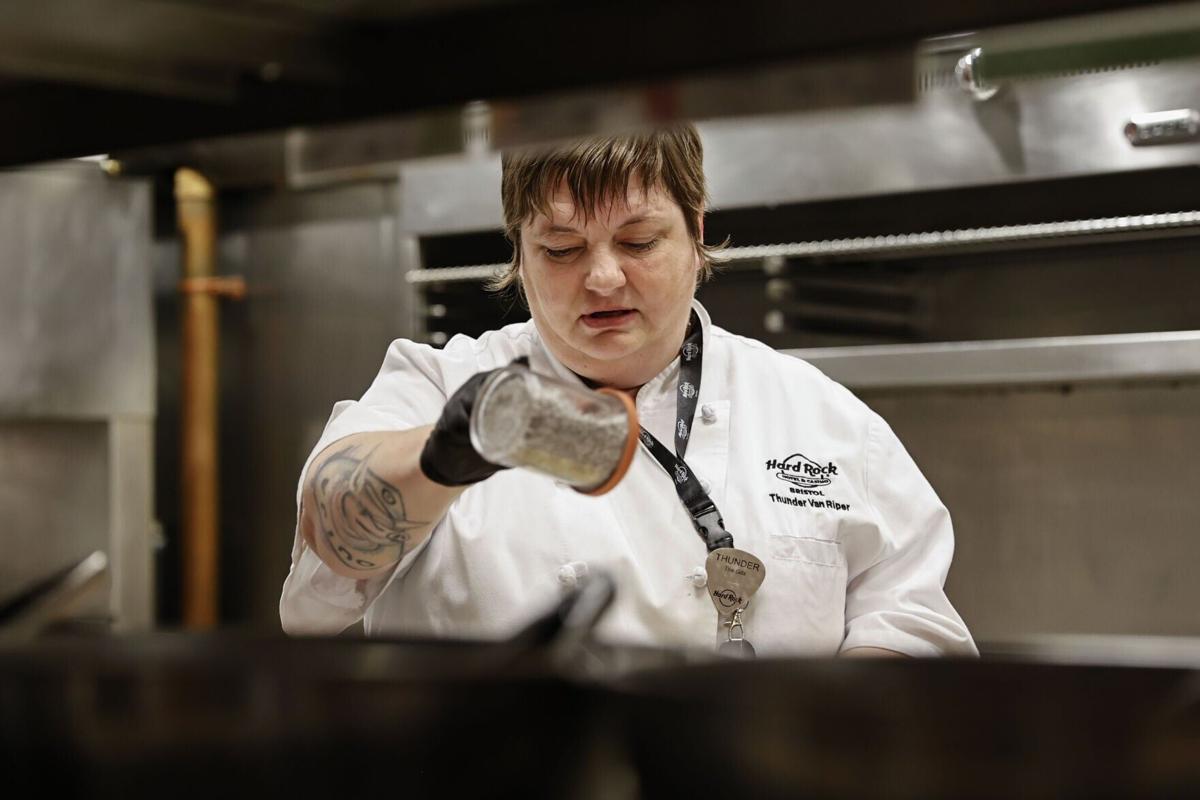 Women led kitchen at Hard Rock 1