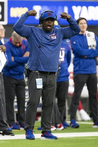 Giants Chargers Football