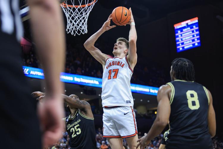 UVaVWakeForestBball'26-15.jpg
