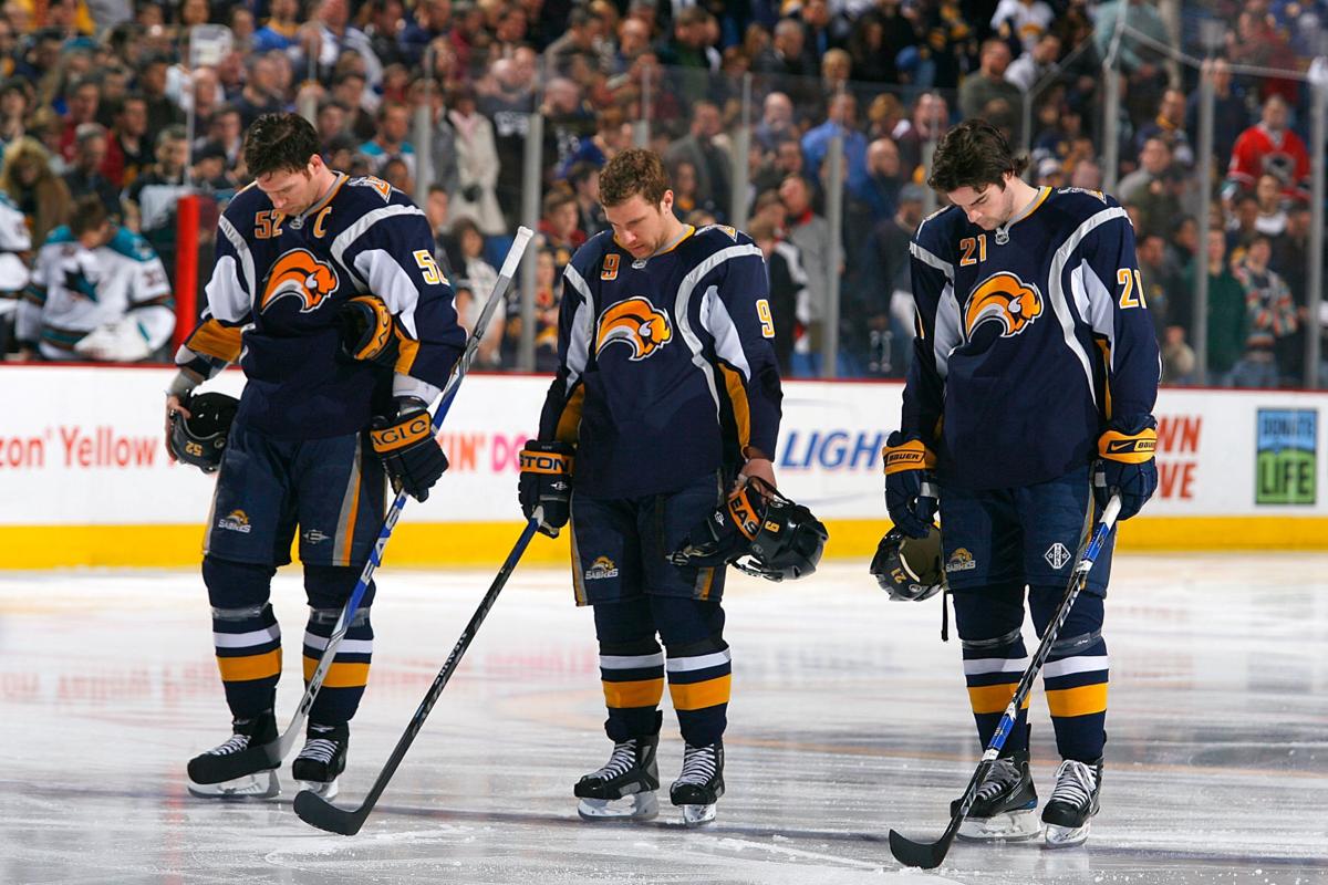 Buffalo-Sabres-San-Jose-Sharks-Flight-3407-Derek-Roy-Craig-Rivet-Drew-Stafford
