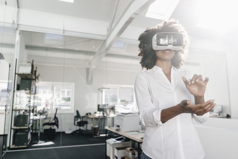 What Is the Metaverse? 5 Things Small Businesses Need to Know