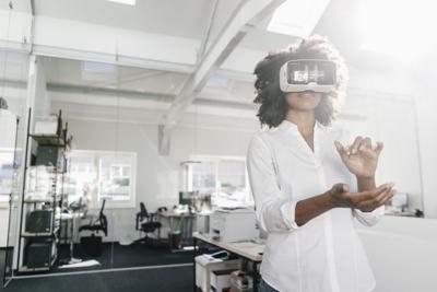 What Is the Metaverse? 5 Things Small Businesses Need to Know