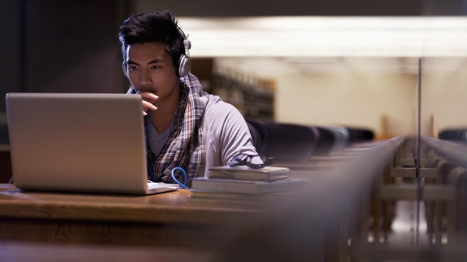 How To Get A Student Loan Without Your Parents