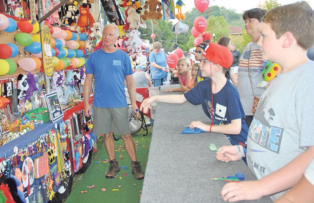 In photos Crowds celebrated Labor Day weekend in Saltville