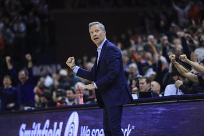 UVaVMiamiBball'26-18.jpg