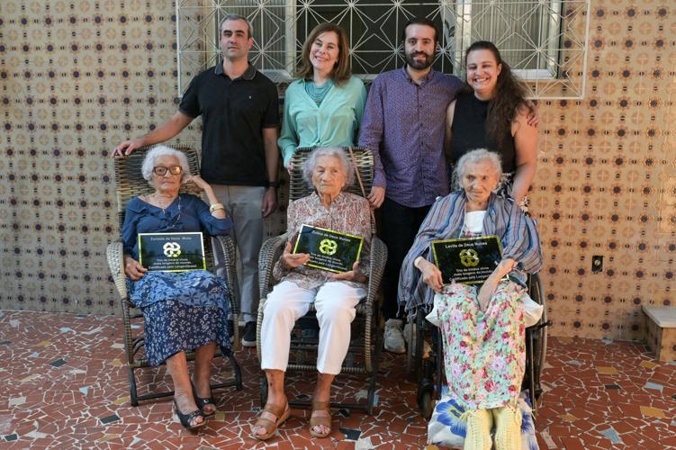 BRAZIL-RECORD/OLDEST SISTERS