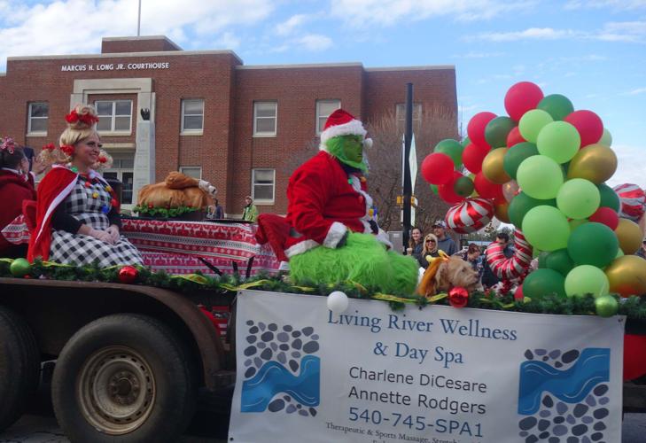 Small Town Blessings Floyd Christmas Parade 2023