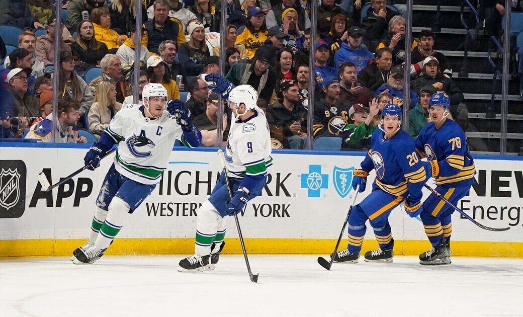 Sabres Canucks Hockey