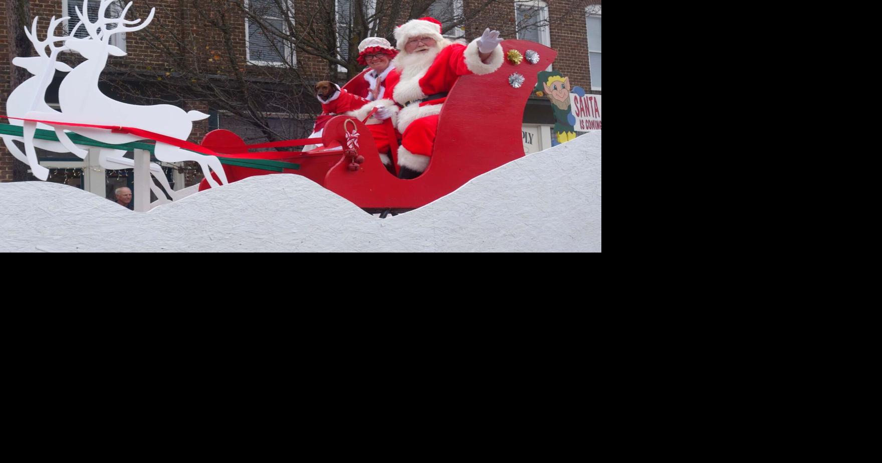 Small Town Blessings Floyd Christmas Parade 2023