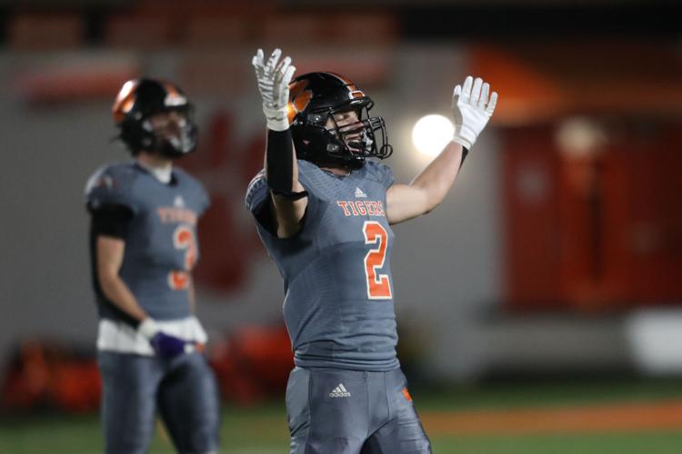 Rural Retreat @ Honaker Football