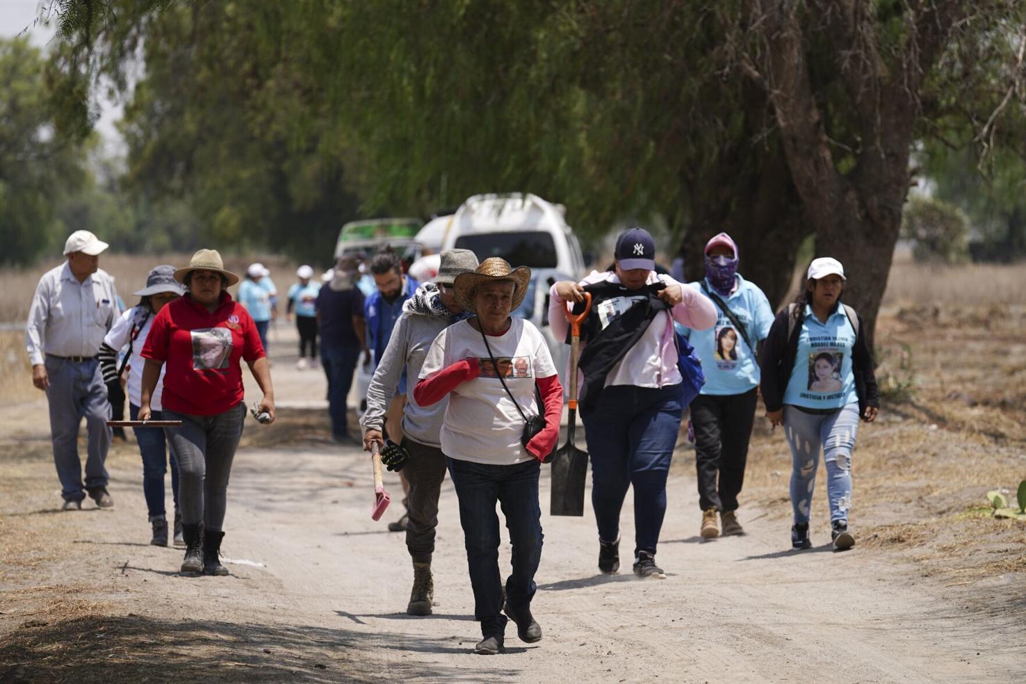 Mexican Families Unite To Search For Missing Relatives