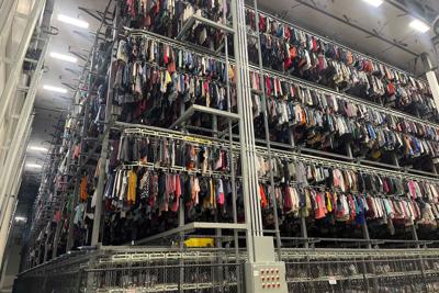 BIZ-THRIFTED-FASHION-COMPANIES-CALIF-FILEPIC-MCT