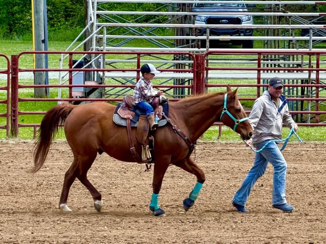 050926-smy-news-FFAHorseShow-p6.JPEG