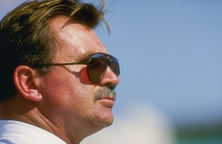 27 Dec 1987: A portrait of head coach Mike Ditka of the Chicago Bears during the Bears 6-3 victory over the Los Angeles Raiders at the Los Angeles Memorial Coliseum in Los Angeles, California. Mandatory Credit: Mike Powell /Allsport