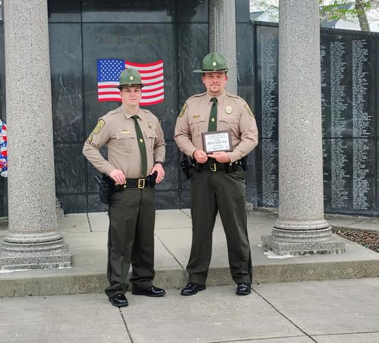 050725-smy-news-main-OfficeroftheYear-p2