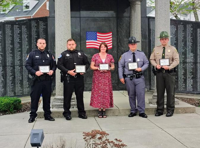 050325-smy-news-main-OfficeroftheYear-p1