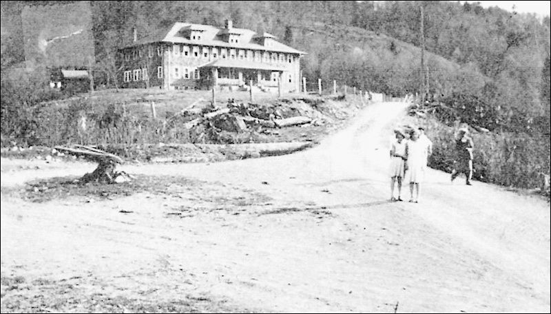 SMY 0504 edit-Konnarock Training School 1930s.jpg
