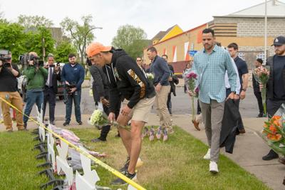 Bandits show respect