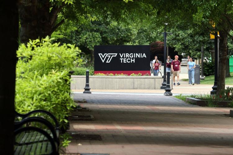 052424-roa-nr-towngown (copy) (copy)