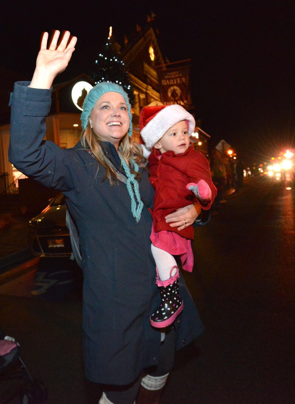 Glade Spring Va Christmas Parade 2022 Christmas Parade Returns To Rule The Night In Abingdon | Washington News |  Swvatoday.com