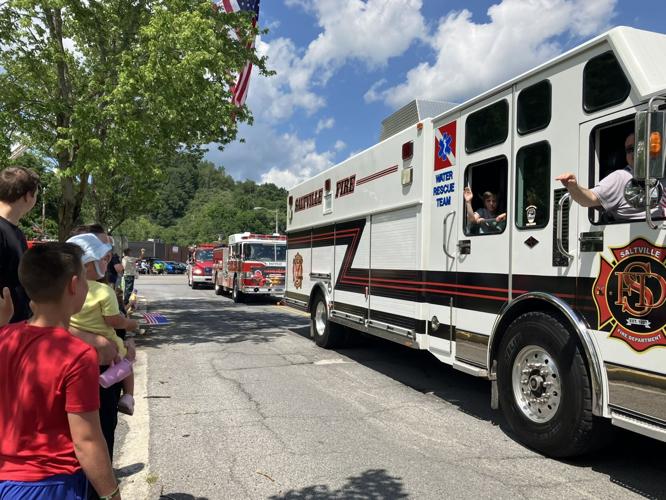 070826-smy-news-SaltvilleFourth-p4.JPEG
