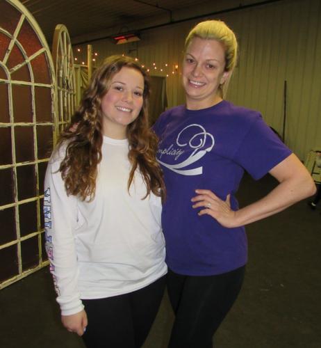 Kim Fore, Olivia Sexton