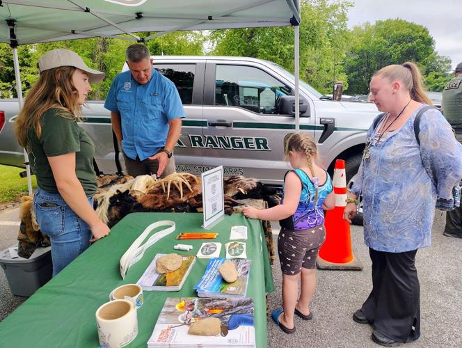 080925-smy-news-main-NationalNightOut-p5