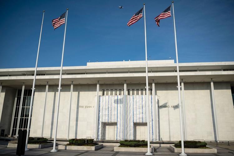 Lone GOP senator blocks bipartisan effort to prevent Trump from demolishing Kennedy Center