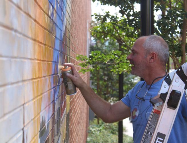 092626-wyt-WythevilleMural-p2.jpg
