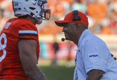 UVaVCoastalCarolinaFball'25-5.jpg