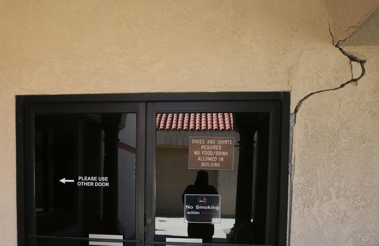 Sheriff's substation, court building close | News | taftmidwaydriller.com