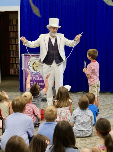 Magic show 4