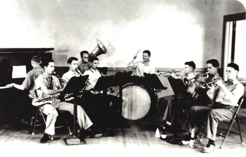 0807 THS BAND2.jpg