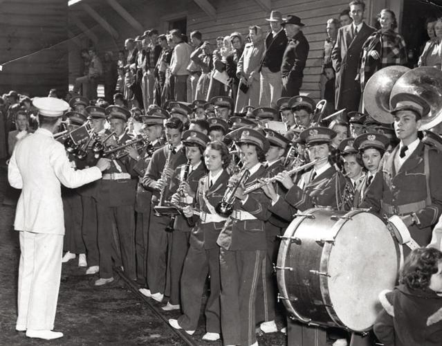 0807 THS BAND6.jpg
