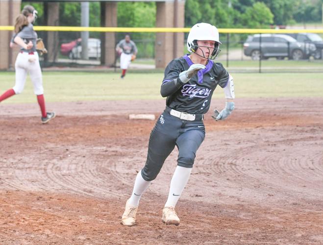 051425 Tallassee softball.jpg