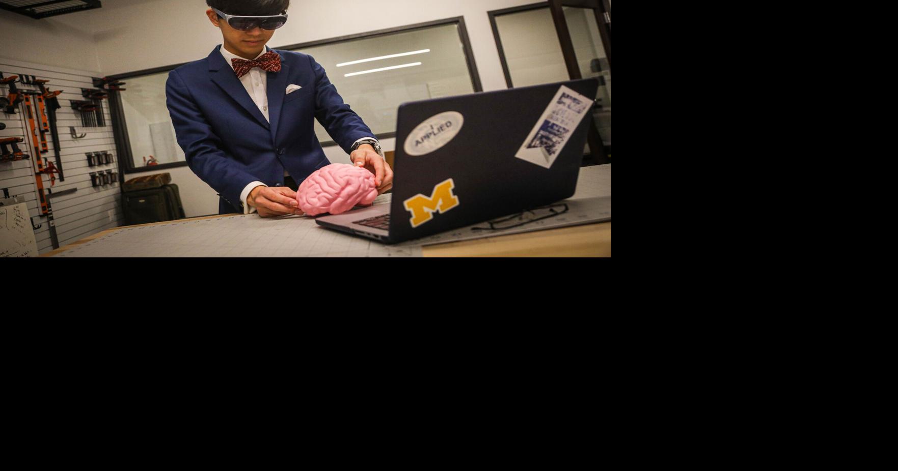 Student invents AR devise to guide brain surgeons