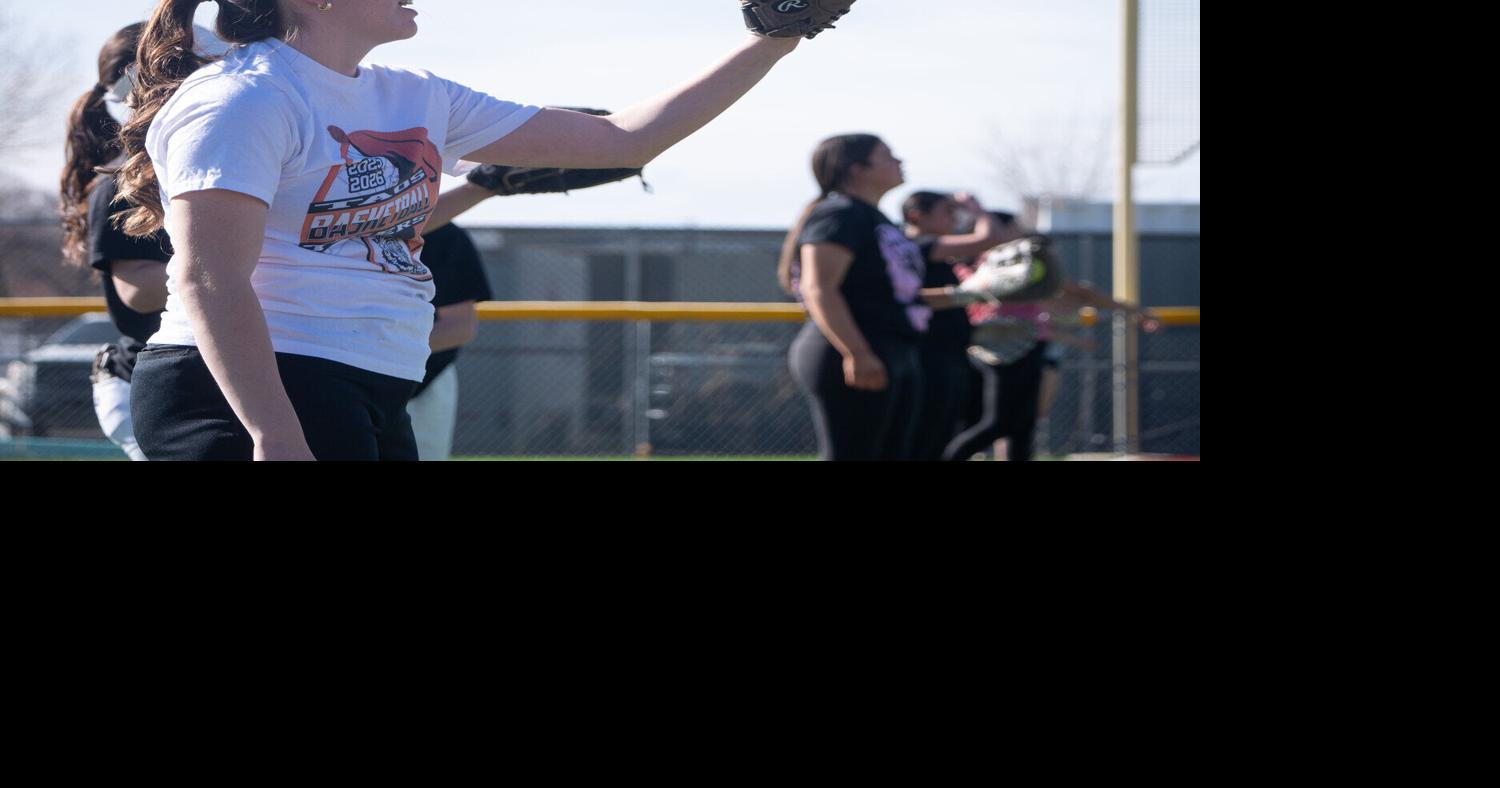 Lady Tigers secures first win on the road | Softball | taosnews.com
