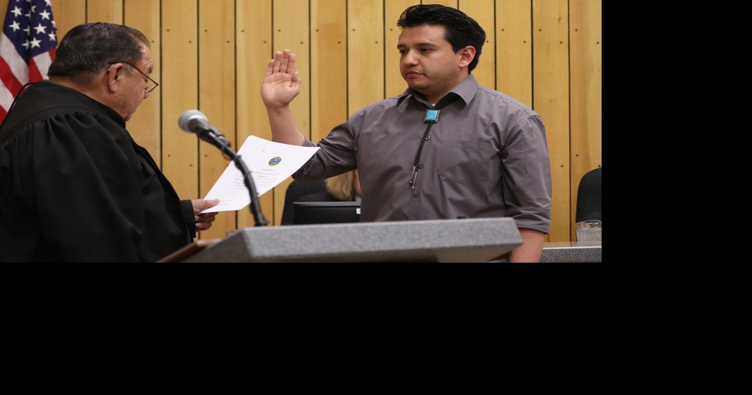 Town officials sworn in | Local News | taosnews.com