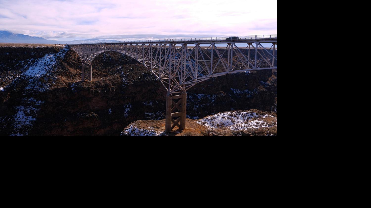 Body Of Oregon Man Recovered From Below Rio Grande Gorge Bridge News Taosnews Com