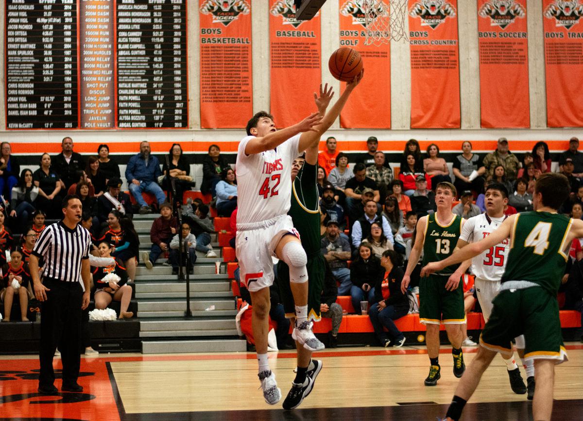 Taos Moves On To District Championship Game With Espanola Valley