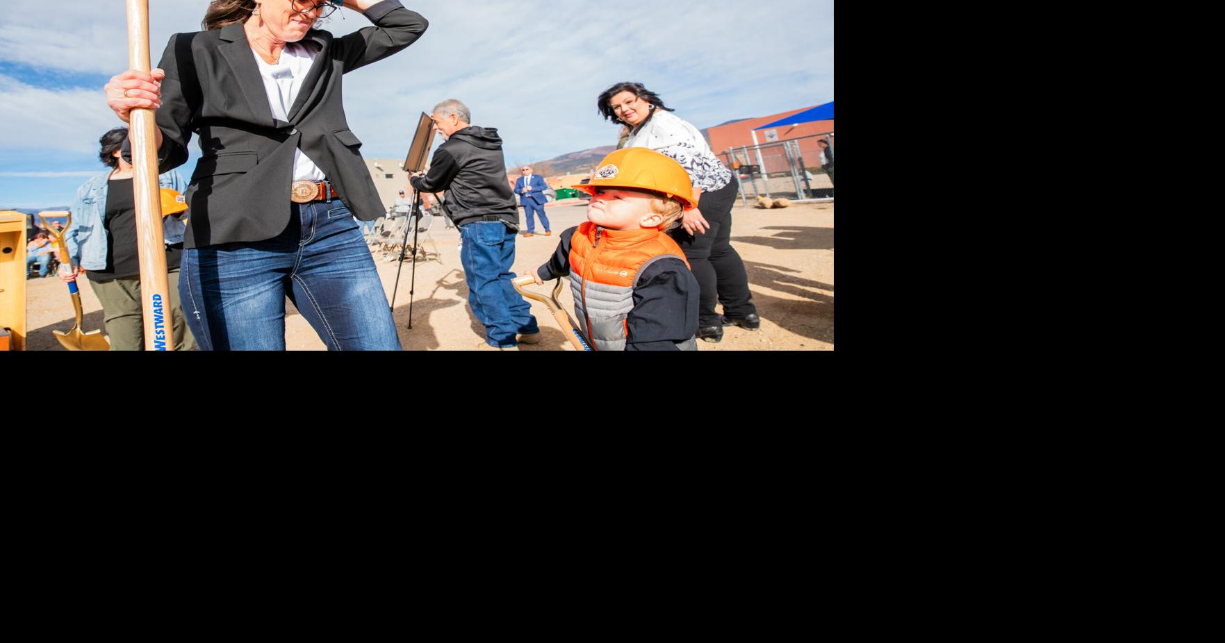NM gov. dedicates planned Taos High gym in honor of late wrestling ...