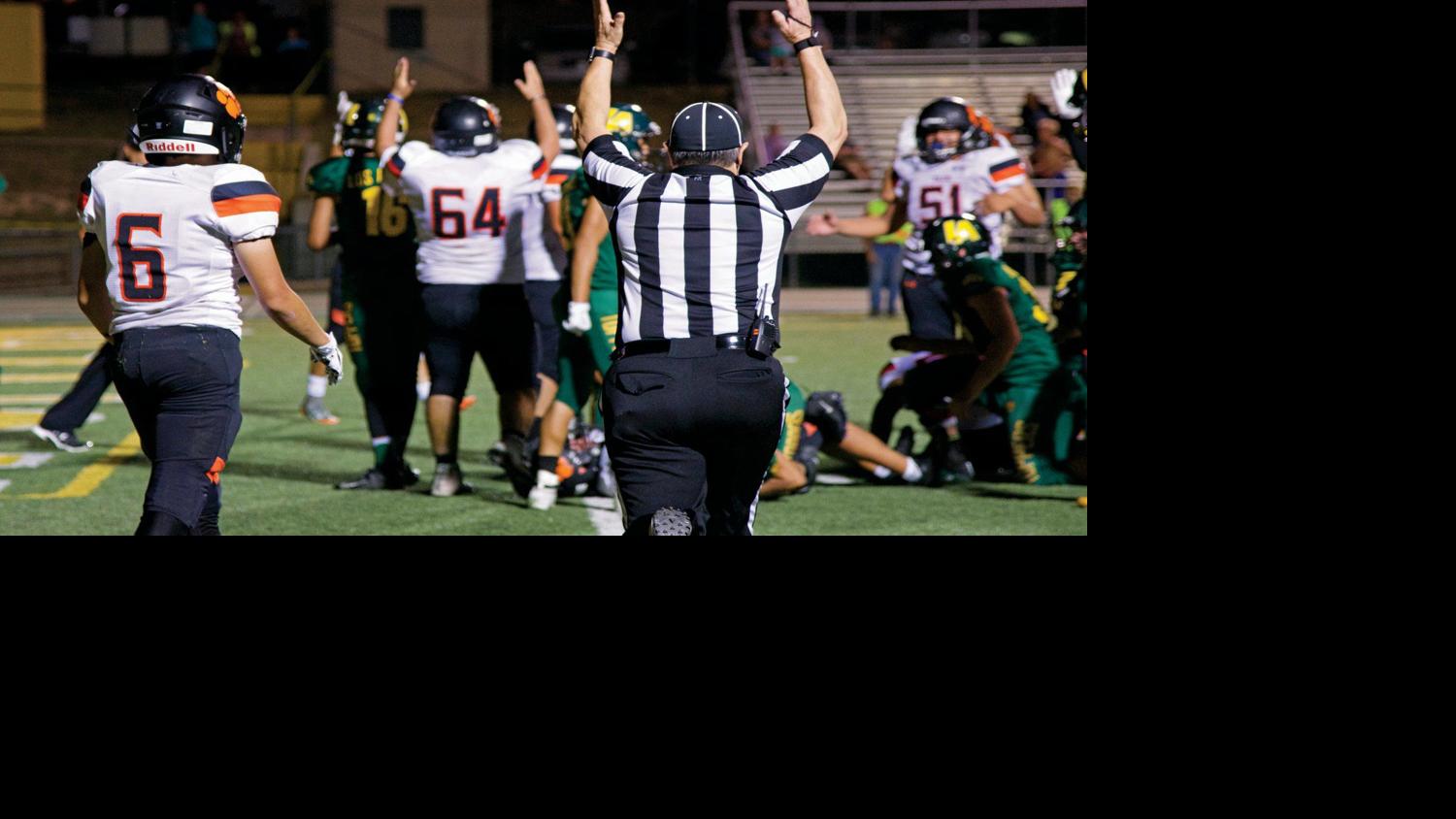 Taos Tigers football rising stars begin to shine in victory over Los